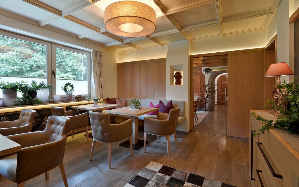 Alpin Hotel Garni Eder - Private Living 迈尔霍芬 外观 照片