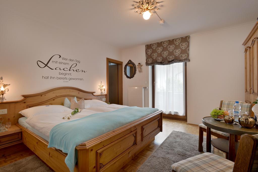 Alpin Hotel Garni Eder - Private Living 迈尔霍芬 外观 照片