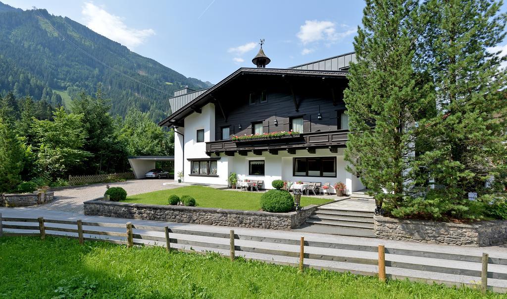 Alpin Hotel Garni Eder - Private Living 迈尔霍芬 外观 照片